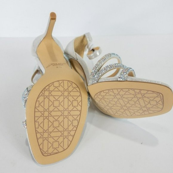 Jewel By Badgley Mischka Naylor Evening Sandals Silver -5.5 - Picture 4 of 4